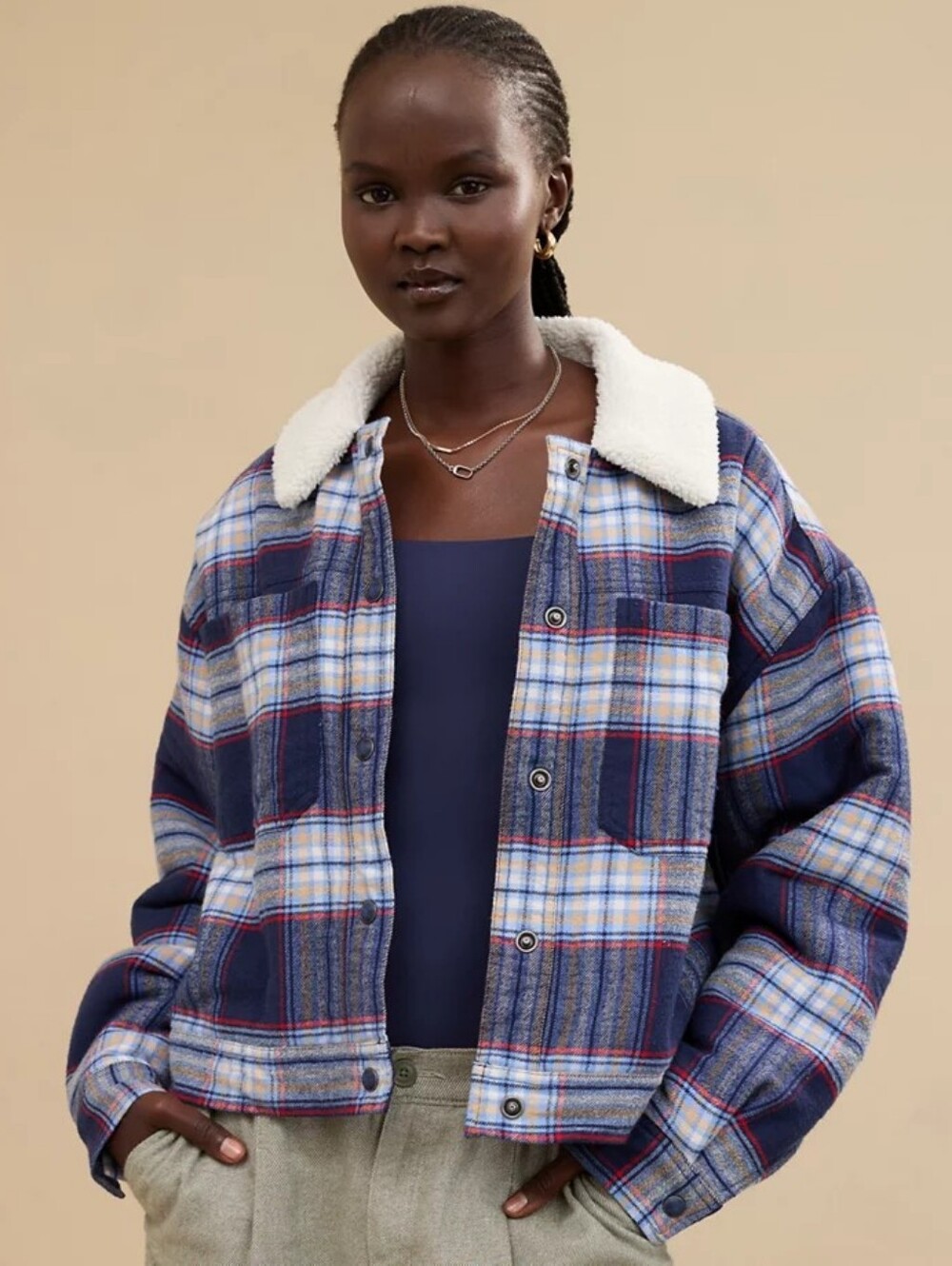 Aerie Cropped  Plaid Sherpa-Lined Jacket in Navy